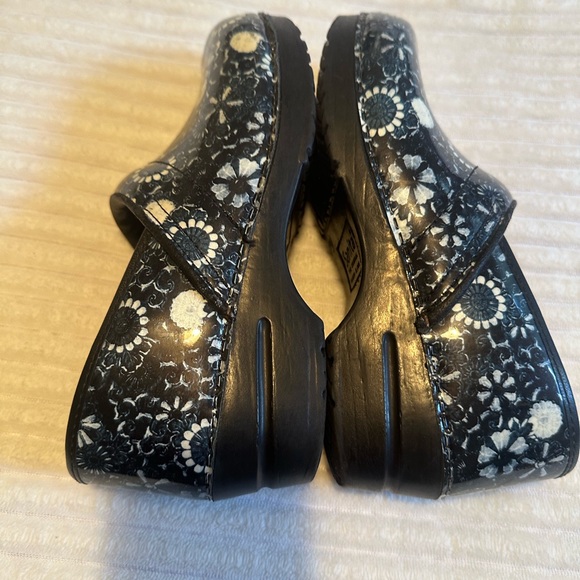 Sanita Black and White Floral Clogs - Picture 3 of 16